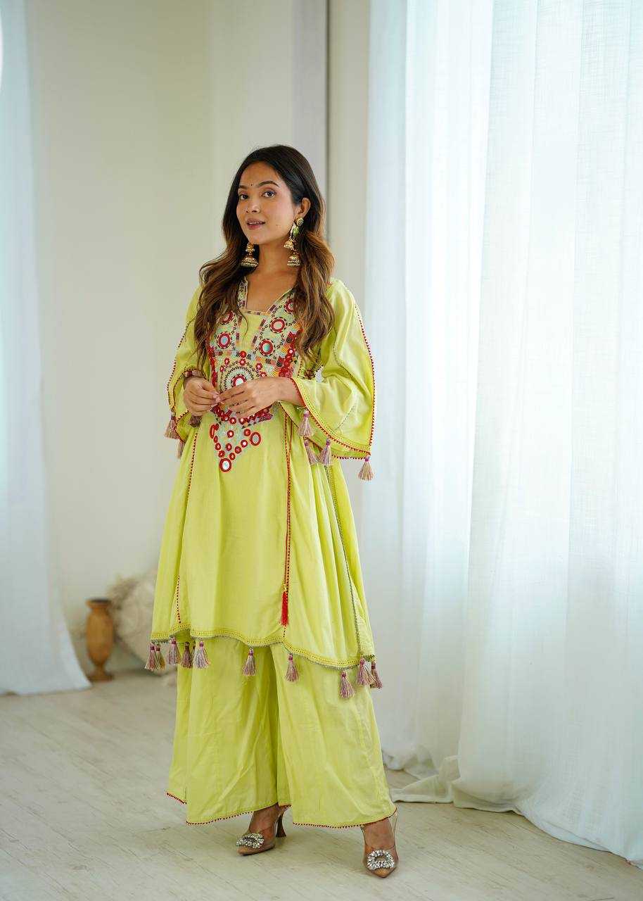 Dandya: Lime Embroidered Co-ord set
