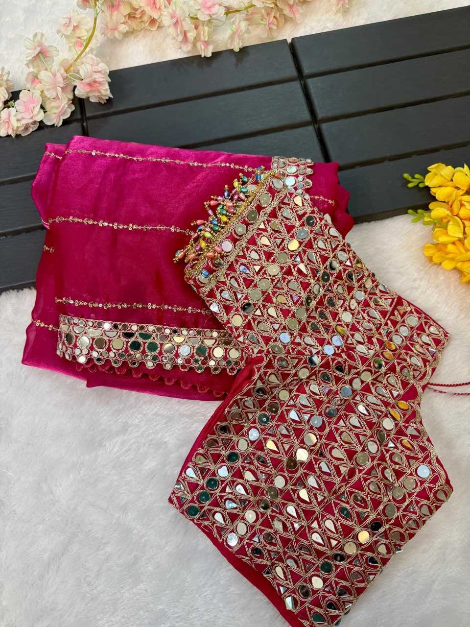 Ziyaara: Mirrorwork saree