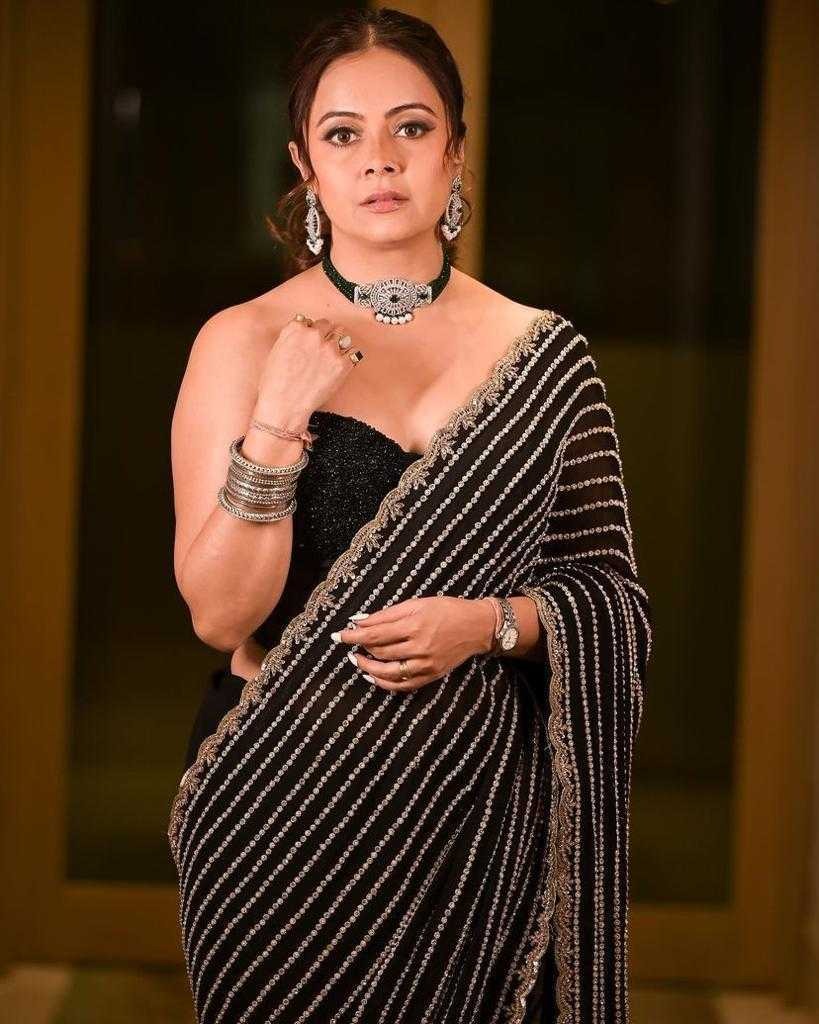 Midnight muse: Black sequin saree