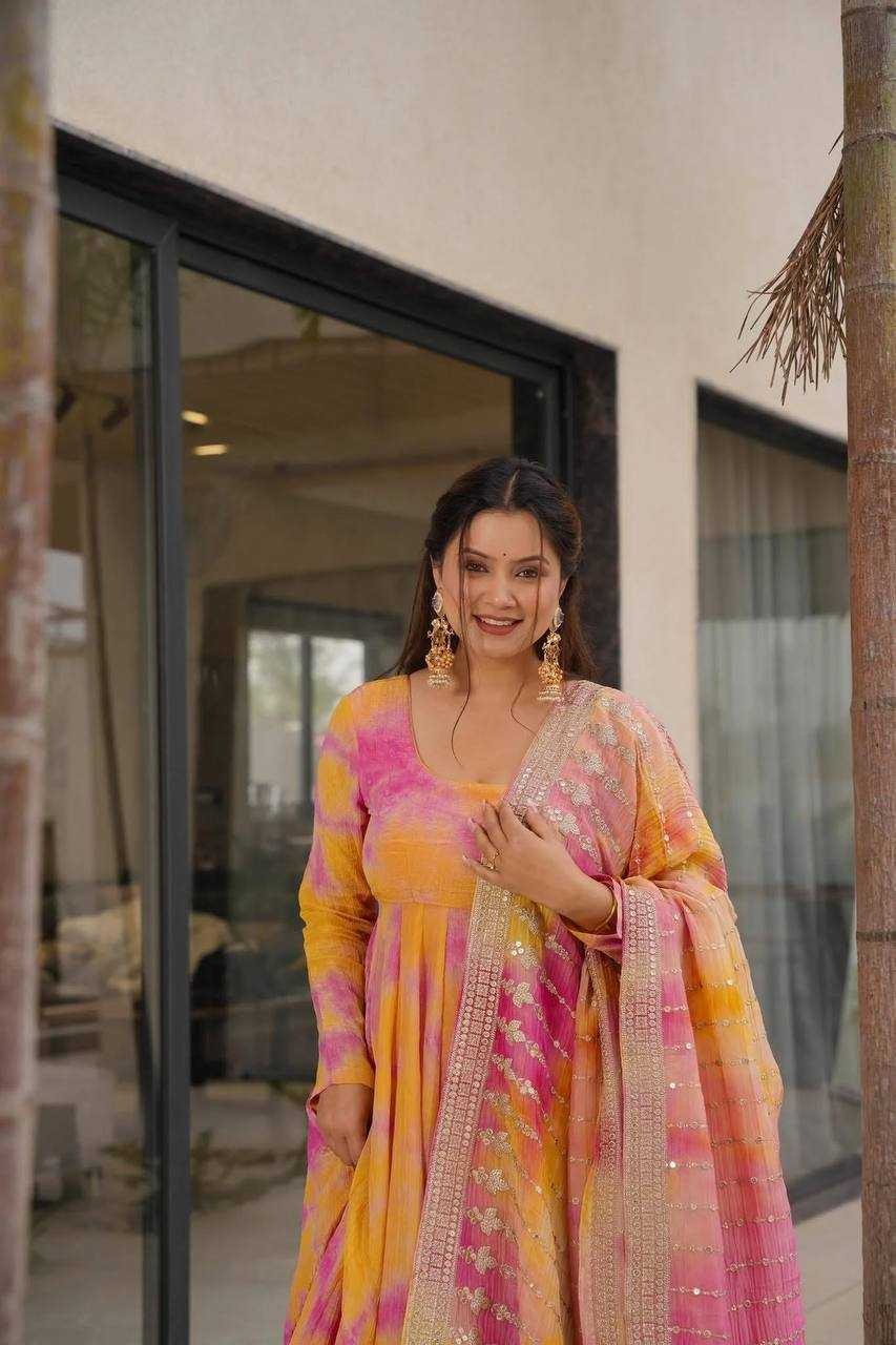 Mehrang: Tie-Dye anarkali set